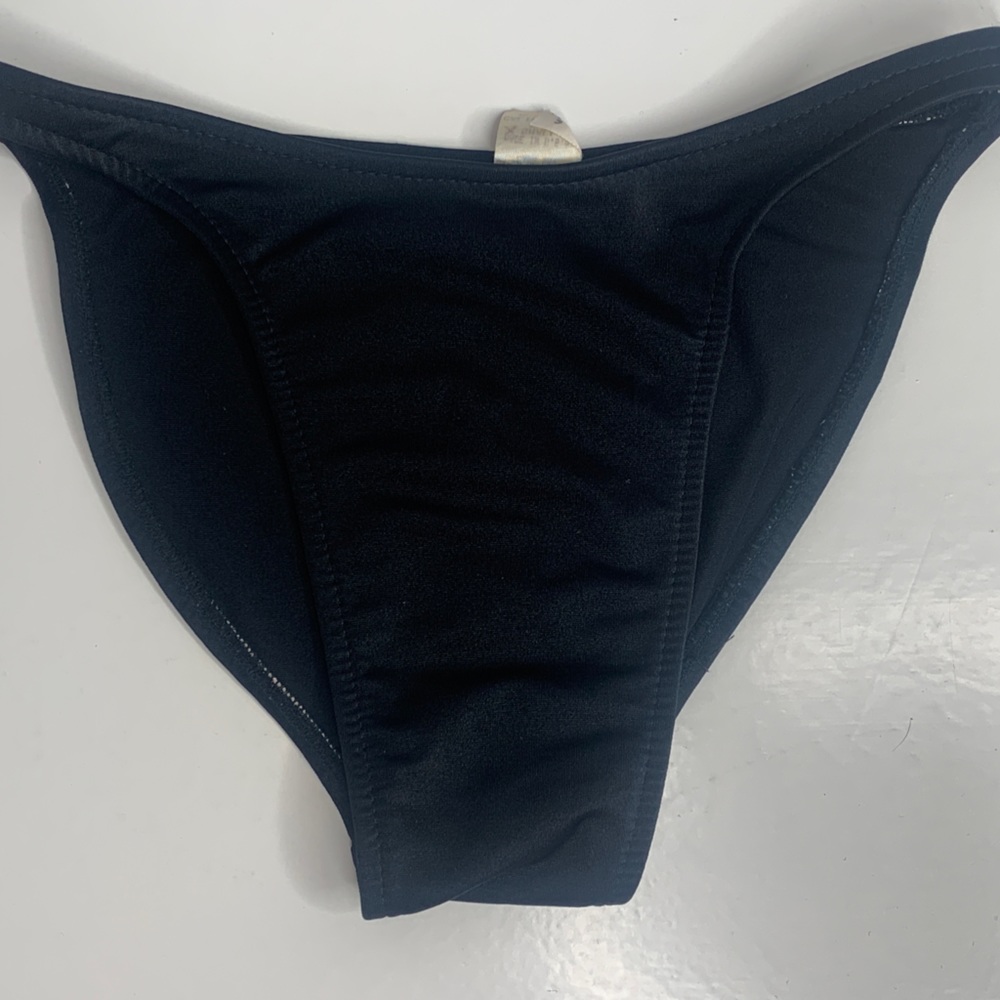California Muscle Black Thong